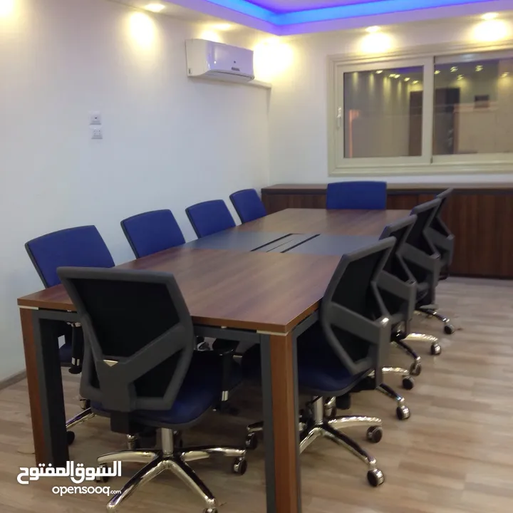 Used WILLIAMS office furniture and office FUTURE partition