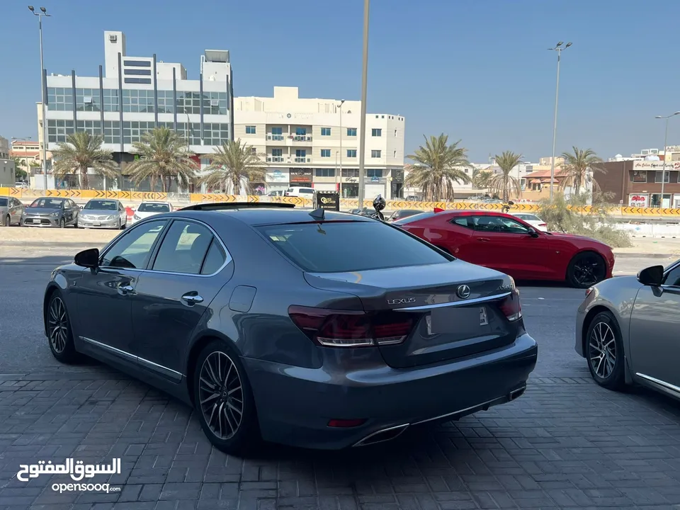 للبيع Ls460 موديل 2014 ماشي 180000Km