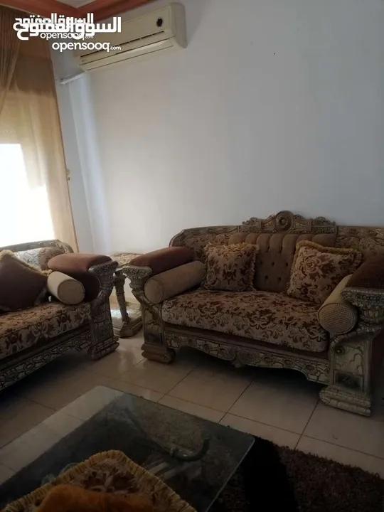 طقم كنب تقيل