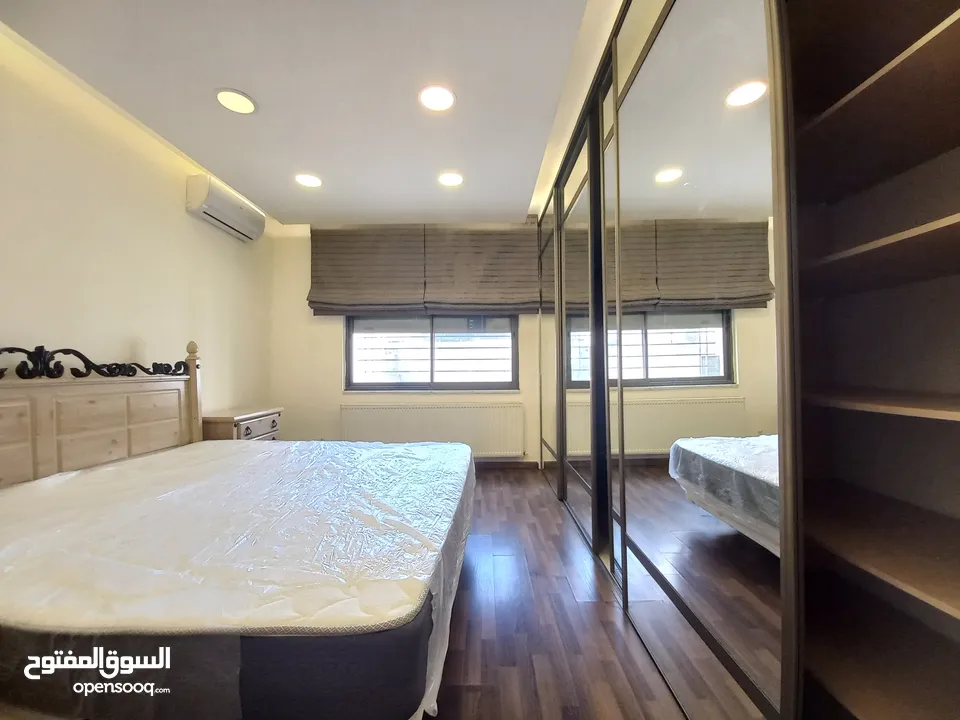 شقة مفروشة للإيجار في عبدون  ( Property 35936 ) سنوي فقط