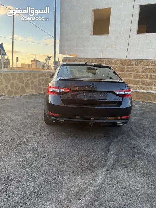 سكودا سوبيروب