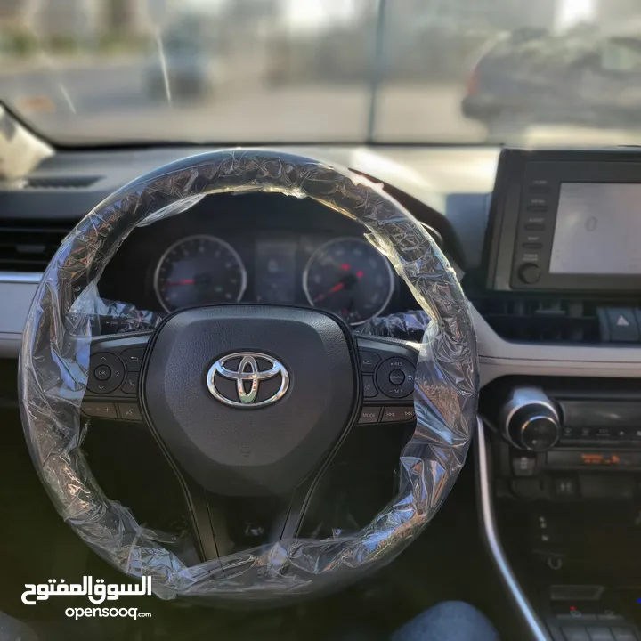 TOYOTA RAV4 XLE 2019