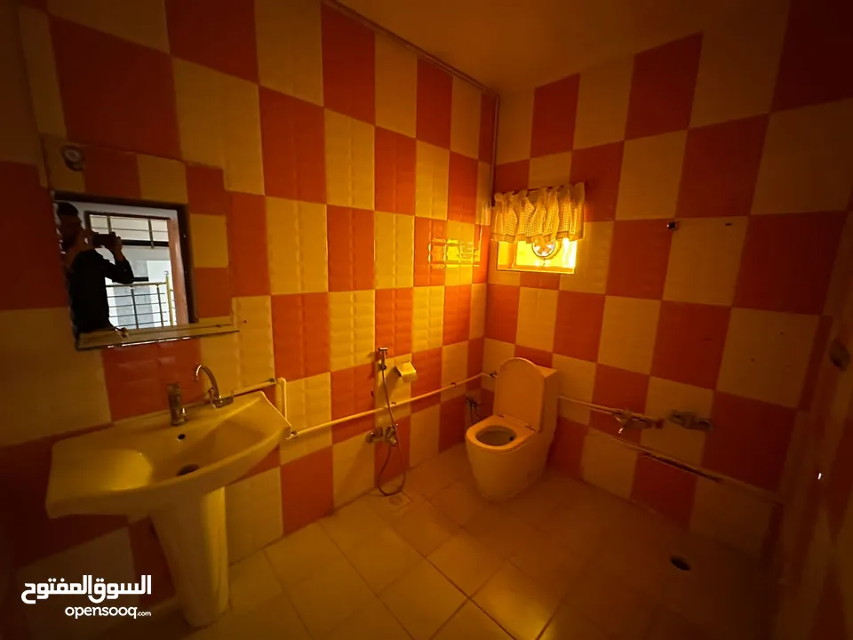 بيت حديث ديلوكس للإيجار في حي عمان