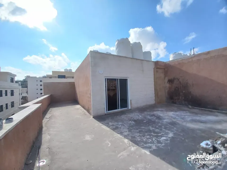 شقة طابق ثالث مع روف للبيع في البنيات ( Property ID : 30783 )