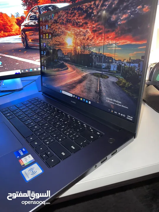 للبيع لابتوب Huawei أنيق وخفيف – معالج i5 الجيل 11 – شاشة FHD – حالة ممتازة بدل سعر 360 صار 320