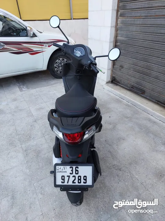 سكوتر piaggio liberty s150  ممشى قليل جدا