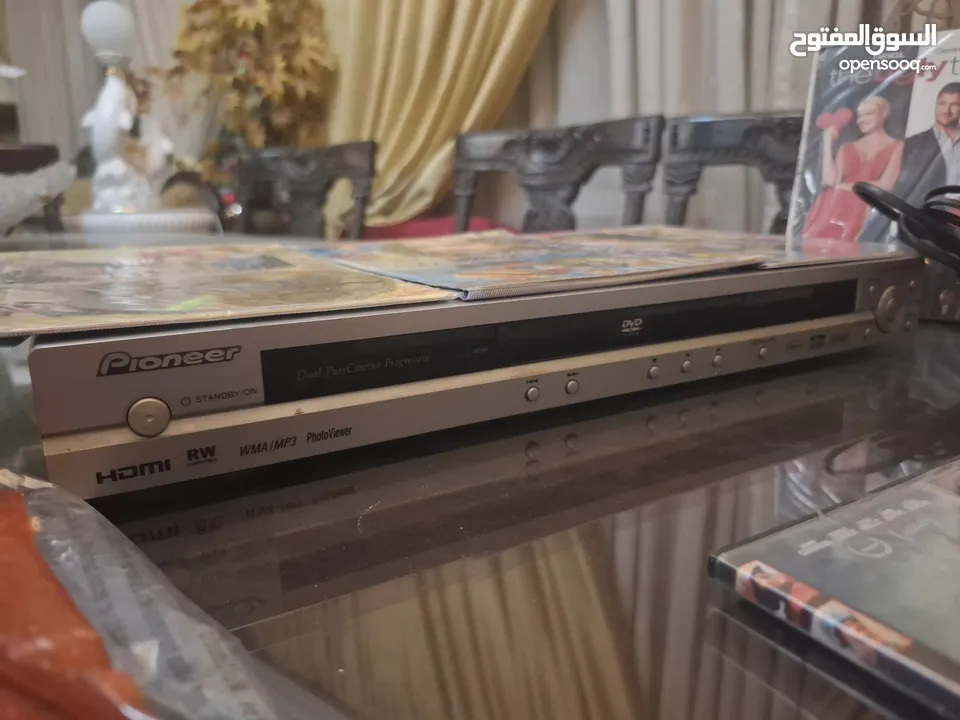جهاز DvD ياباني HDMI Pioneer مع 32 فلم بدون رموت