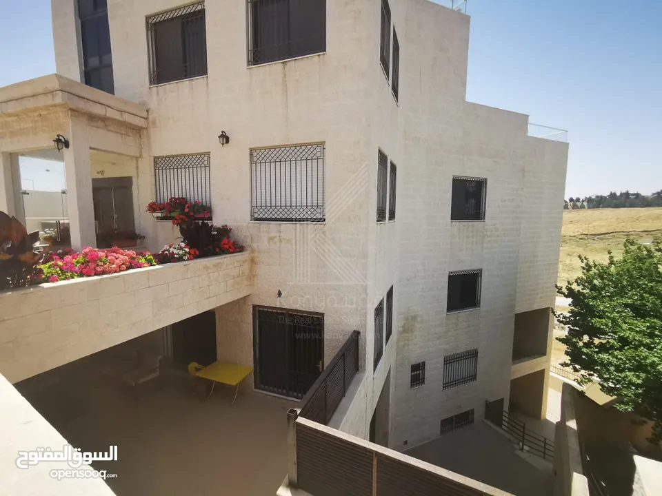 فيلا وبناية سكنية للبيع على طريق المطار - ضاحية الفاروق