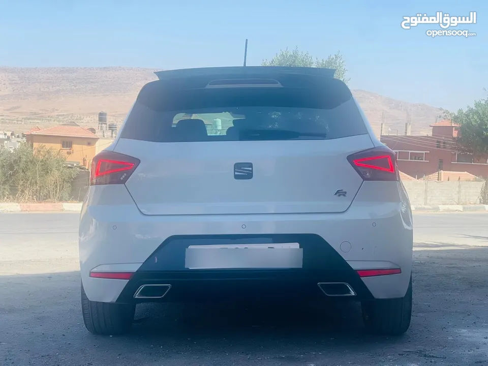 سيت إبيزا إف آر