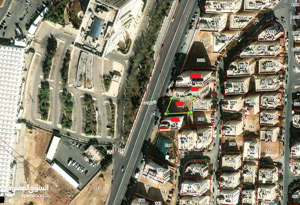 ارض للبيع في منطقة شرق عمان نويجيس على الشارع