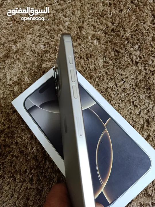 Iphone 15 pro max 256 Natural Titanium ايفون 15 برو ماكس 256 شرق أوسط