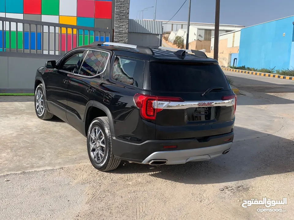 GMC Acadia 2023 تصلح لجميع الإعفاءات