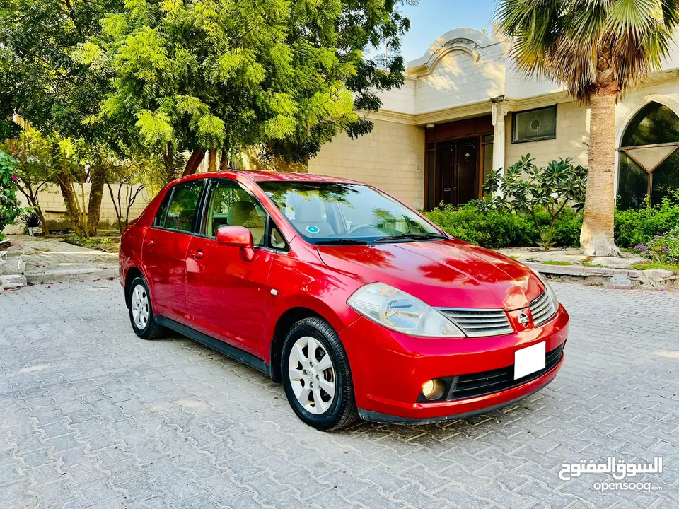 NISSAN TIIDA 1.8  SECOND OWNER  GOOD CONDITION