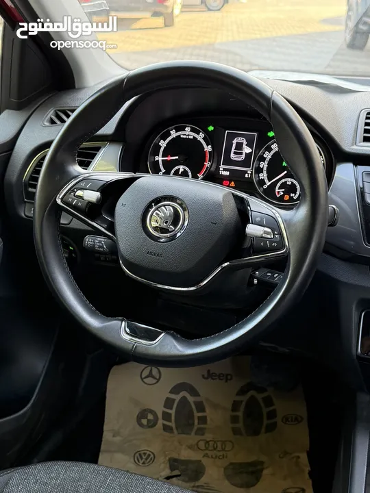 سكودا فابيا ترخيص 2021 محرك 1000 بنزين اوتوماتيك 105 حصان