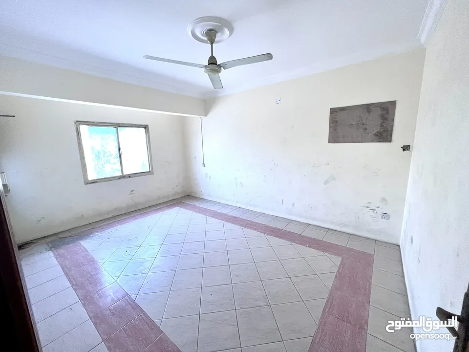 For rent in muharraq near centre point 2bhk