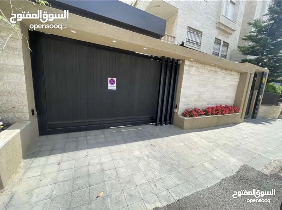 شقة ارضية مفروشة فاخرة للإيجار