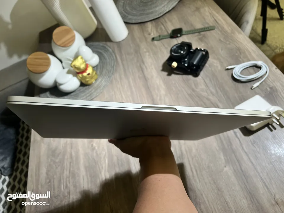 Macbook Pro 16 inch Silver. 16G Ram Core i9