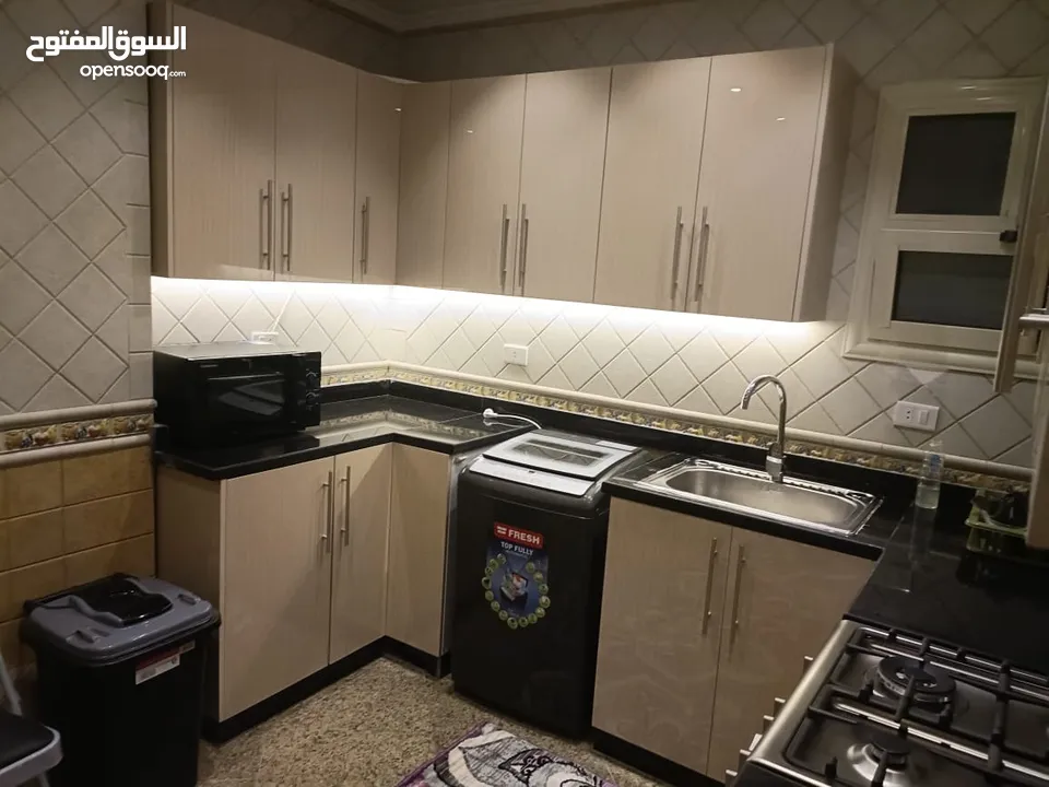 شقة بالمهندسين للبيع بالفرش