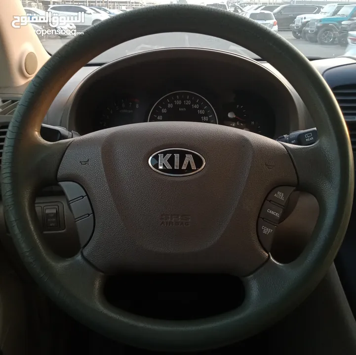 Kia Carnival V6 3.3L Model 2015