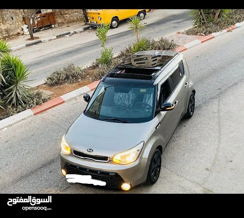 كيا سول 2015 ماتور  1600T ديزل اوتوماتيك ترخيص و تأمين  فل كامل يضفات فتحه سقف كهربائيه بانوراما