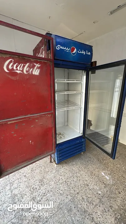 ثلاجة ببسي حجم كبير بحالة ممتازة