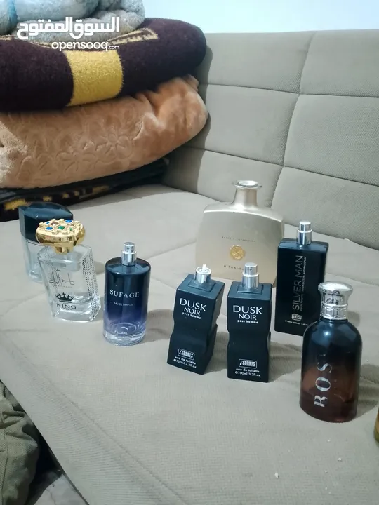 زجاجات عطور فارغة 50علبة للبيع بسعر مغري
