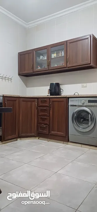 شقة سكنية للبيع بشفا بدران، ام زويتينة، ،من المالك خلف اورانج للاتصالات،عمارة هادئة عائلات،منطقة فلل