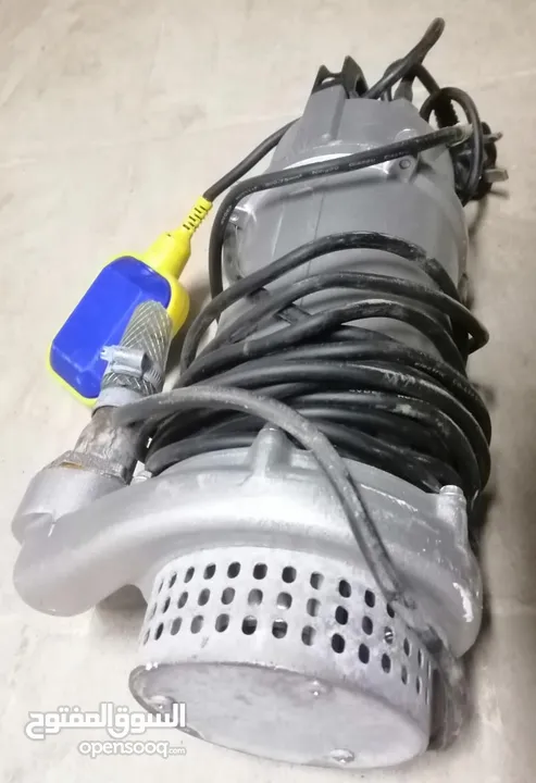SHIMGE BRAND, HIGH POWER WATER PUMP GOOD CONDITION