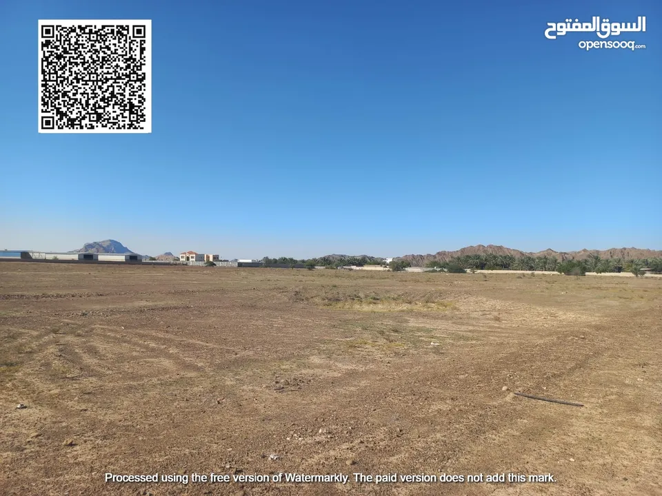 ارض للبيع بمصفوت سكنى باطلال رووعه