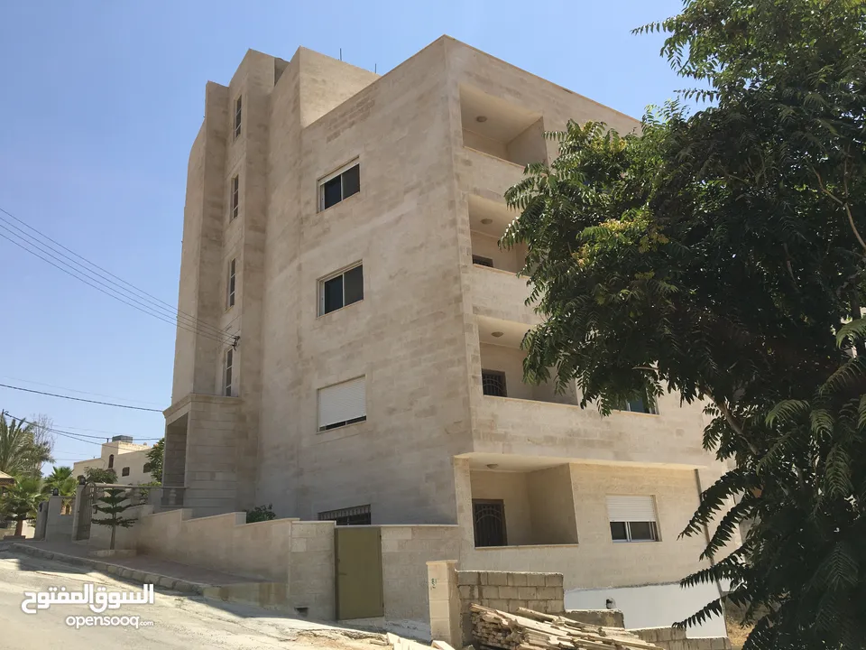 شقق بإطلالات مميزة وأسعار مغرية جدا حي الشهيد الجنوبي من المالك مباشرة