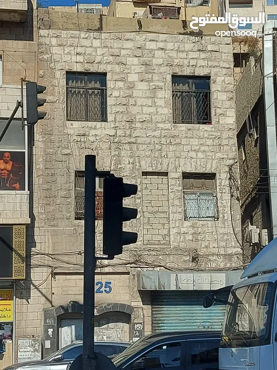 عماره للبيع وسط البلد