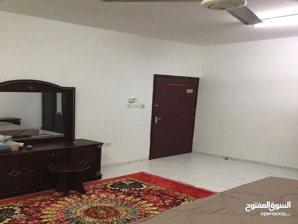 للايجار الشهري شقة غرفتين وصالة مفروشة في عجمان منطقة الكورنيش