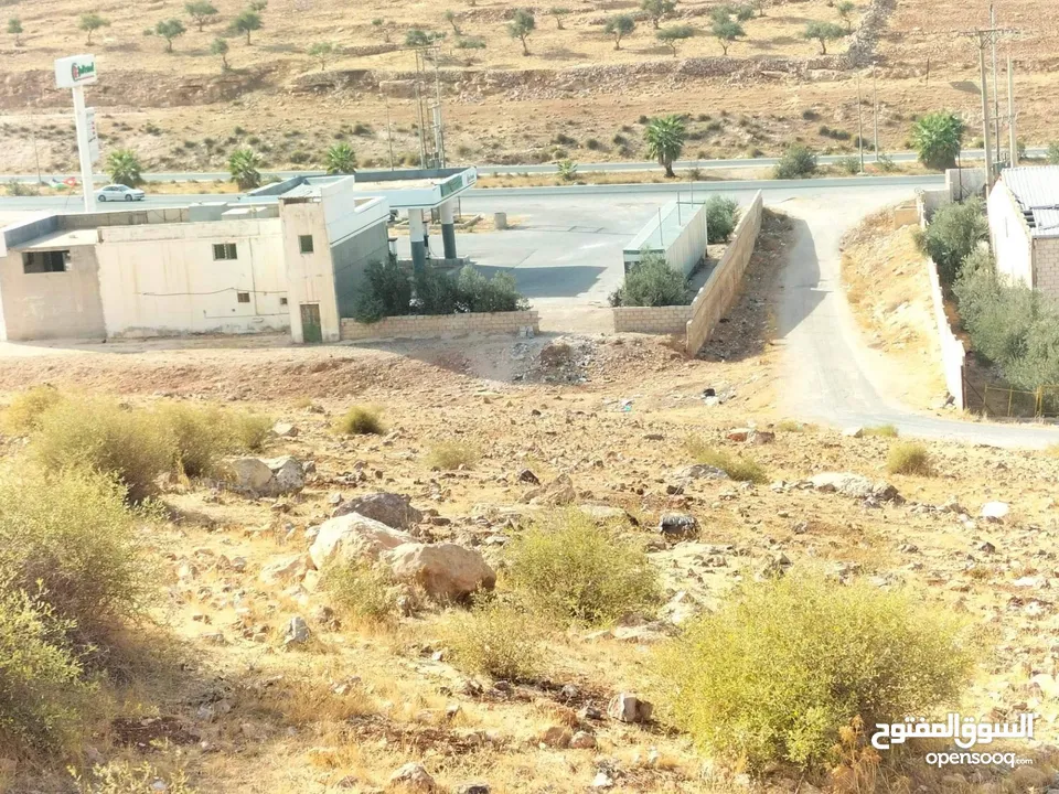 أرض للبيع على طريق إربد عمان منطقة بليله على شارع رئيسي