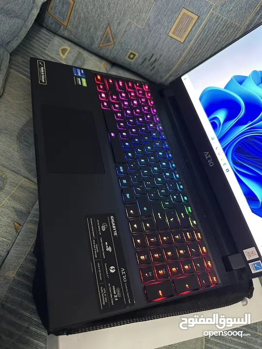 Gigabyte Aero 15 oled غيمنغ لابتوب بسعر مغري جدا