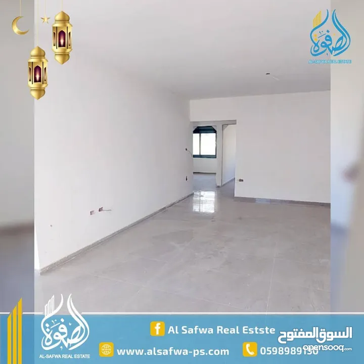 شقق مميزه للبيع في عين منجد