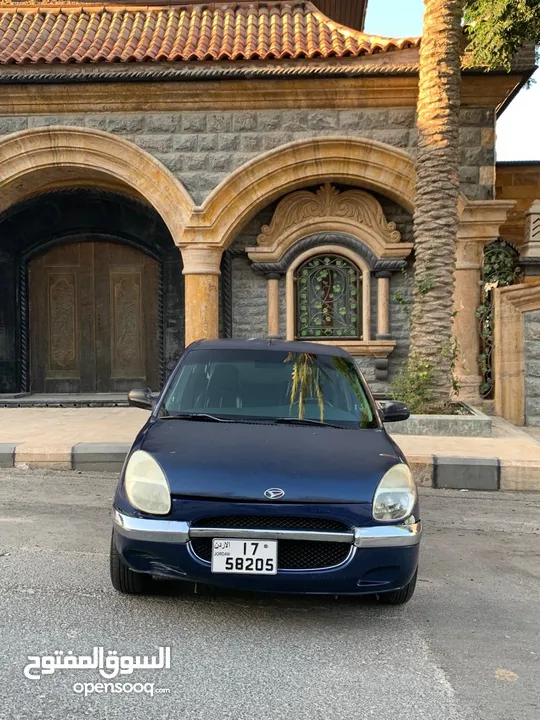 دايهاتسو سيريون 2001