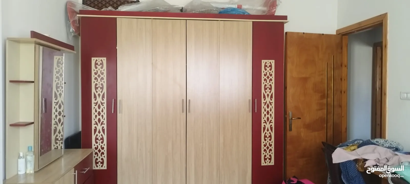 للمعنين طقم  نوم بحالة ممتازة وبسعر مناسب