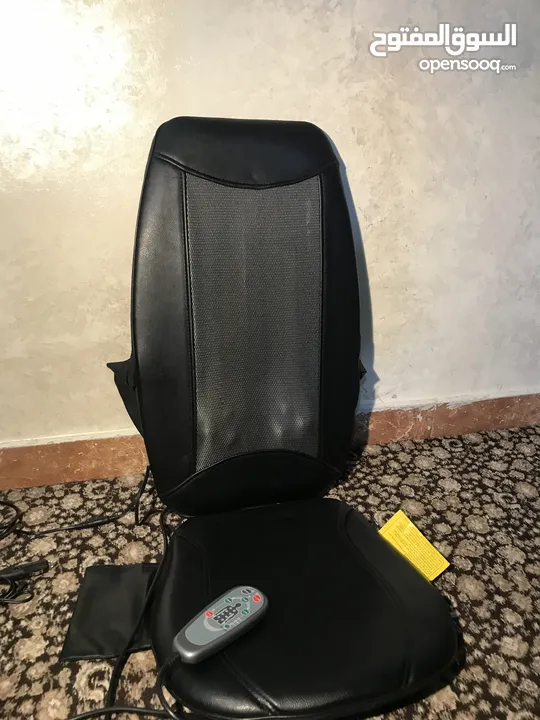 كرسي مساج  يستعمل في المنزل وفي السيارة بحالة ممتازة للبيع