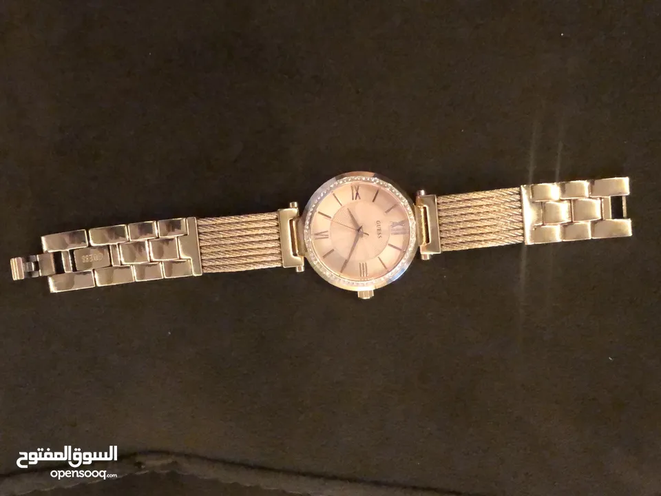ساعه جيس اصليه 100% غير مصلحه غير مشخطه مستخدم استخدام نضيف جدا وقليل جدا (بدون كرتونه ) فقط بسعر 60
