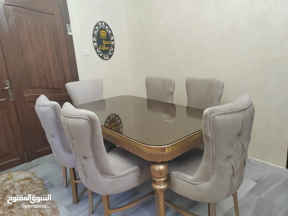 طاولات سفره فخمه مميزه مصنوعه من خشب زان والاتيه كفاله 3 سنوات