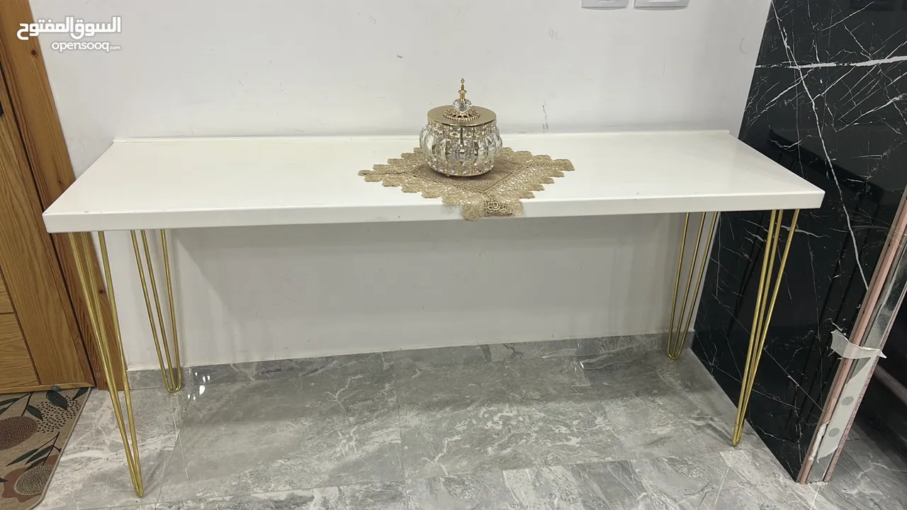 طاوله مزلون او مكتب لدراسه