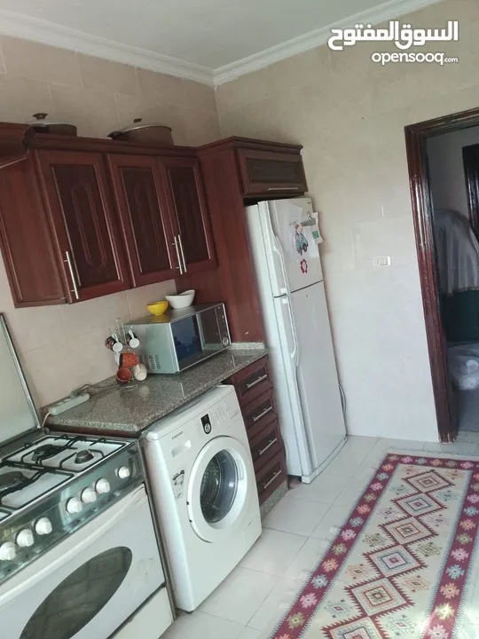 شقة أرضية للبيع