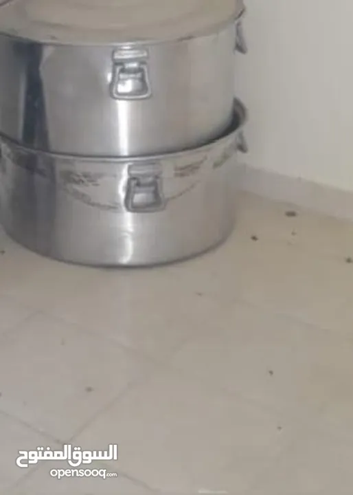 قدور للبيع  2 حجم كبير و 1 حجم وسط