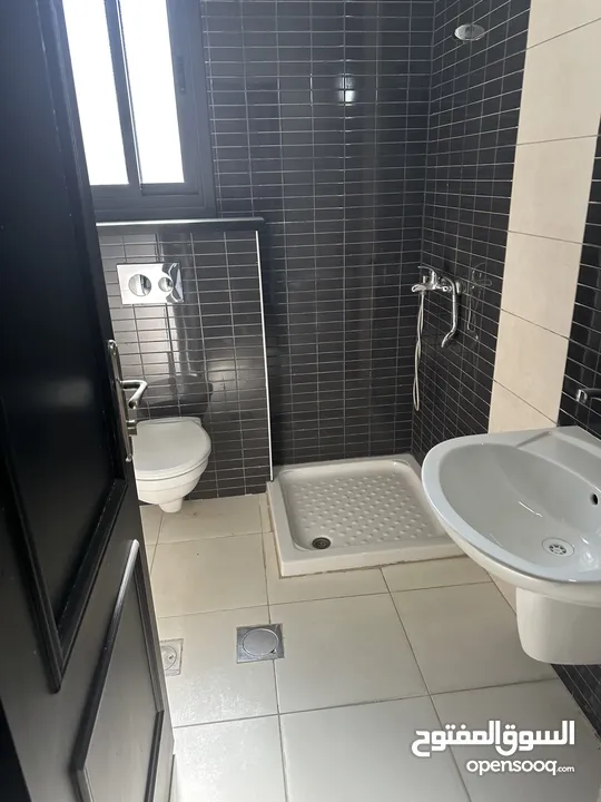 شقة للإيجار في منطقة عين منجد