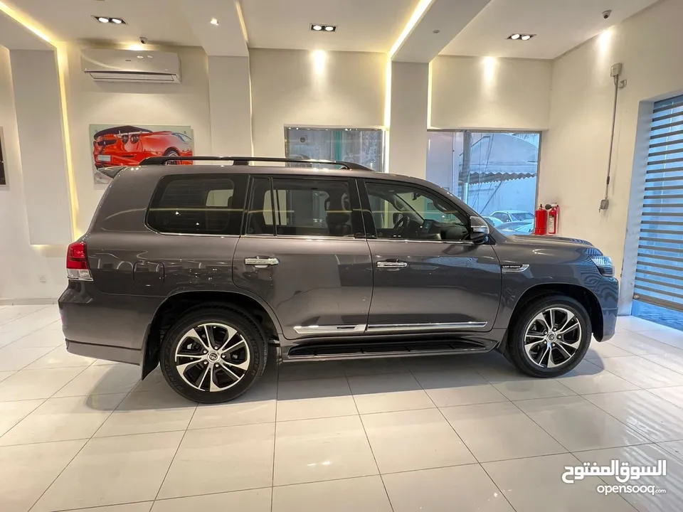 TOYOTA LAND CRUISER GXR V8 GRAND TURING 2021 MODEL FOR SALE