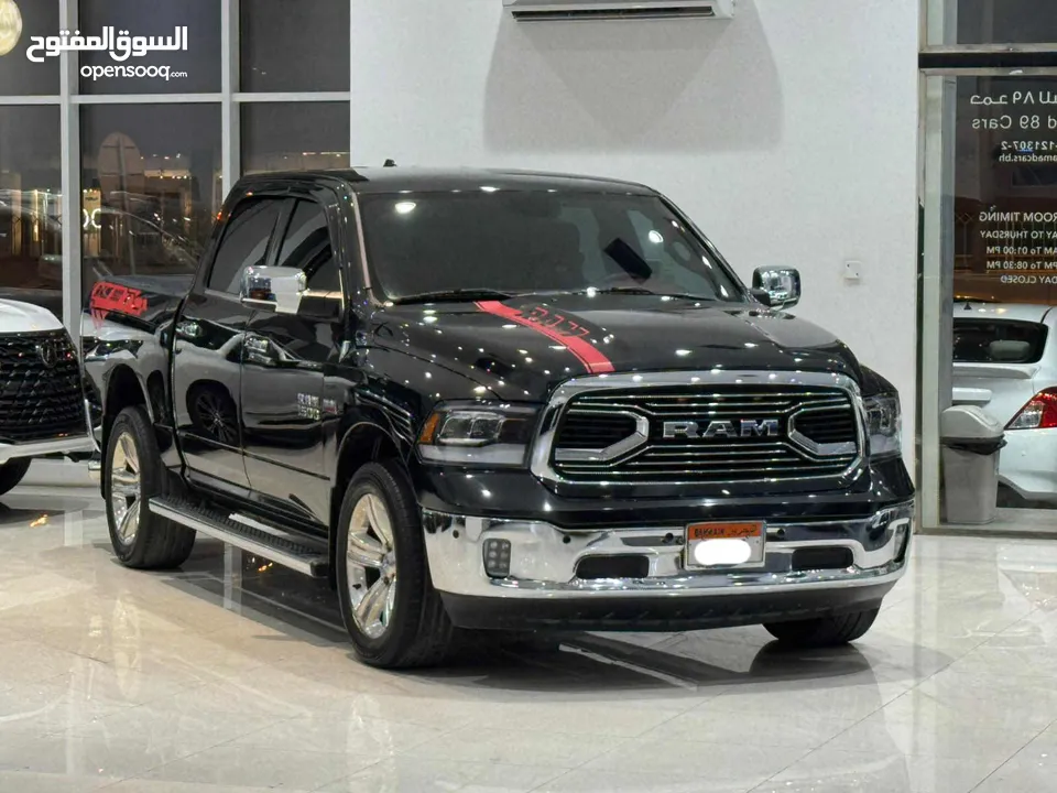 Dodge Ram SLT 2016 (Black)