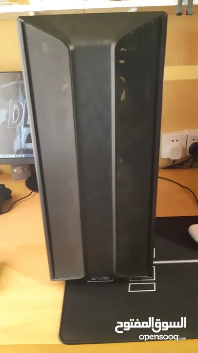 xigmatek trio case with 4 fans