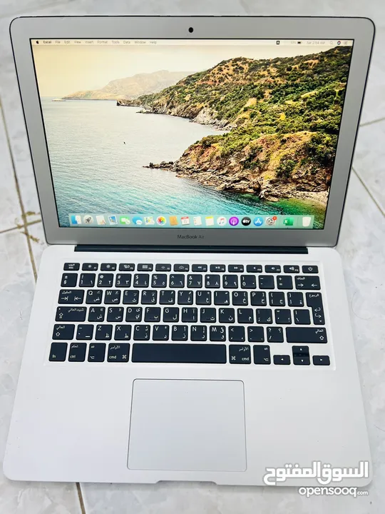 MacBook Air 2017. Look like new. No any issues. With original charger and ms office