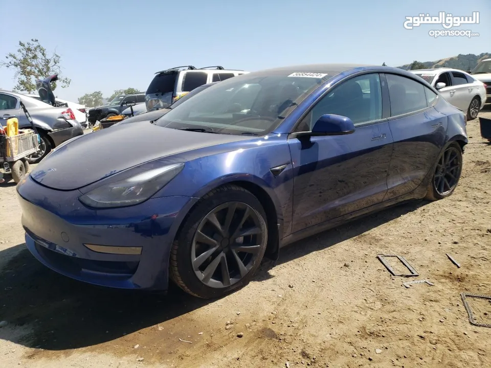 Tesla model 3 / 2023