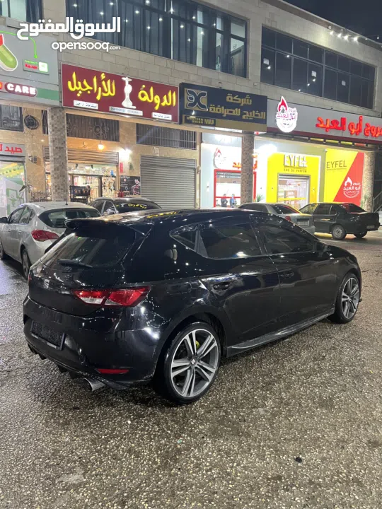 السيارة المميزة / سيات ليون أوتمات 2016 / بحالة الشركة